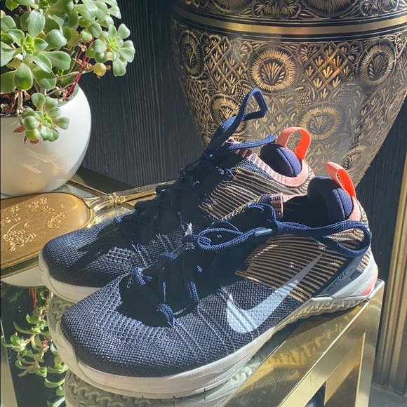 Nike metcon shoes - Picture 1 of 1